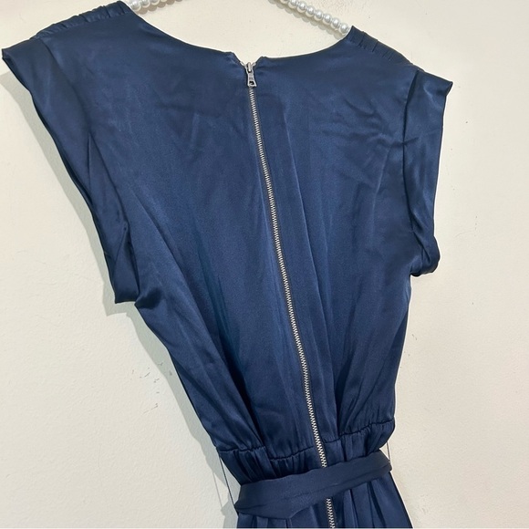 Alice & Olivia Toni V-Neck Navy Satin Hi Low Dress SIZE 4 - Picture 9 of 10